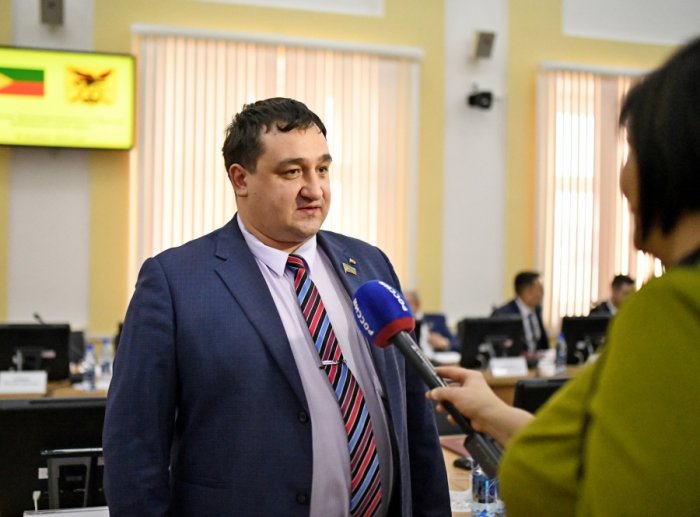 Забайкальский депутат потребовал увольнения главы краевого минздрава