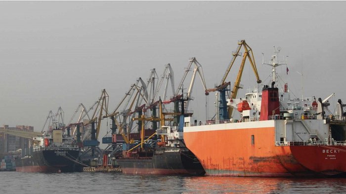 Минвостокразвития РФ и Минтранс РФ будут «разбираться» с контейнерным кризисом в ДФО