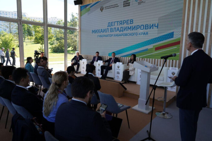 Михаил Дегтярев объяснил правильную политику молодым дипломатам стран АТР