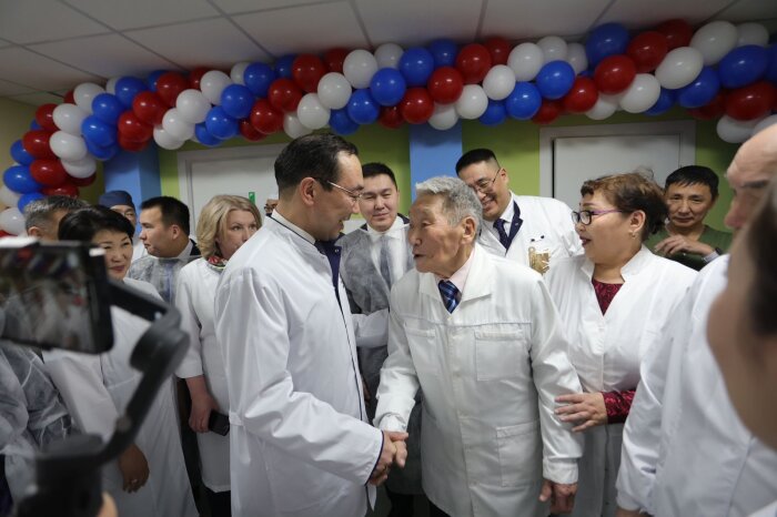 В якутском Вилюйске открыли новую больницу