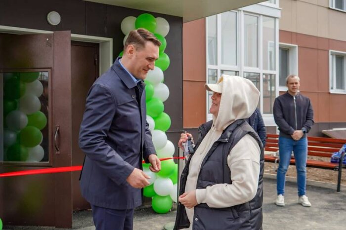 Семьдесят семей в сахалинском городе Корсаков отметили новоселье