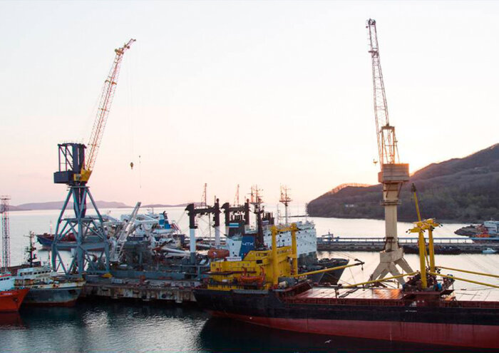 Якутский морской порт «Тикси» станет международным