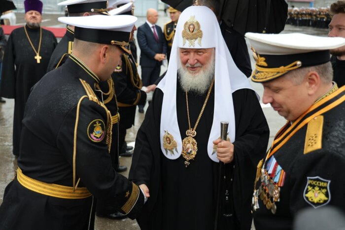 На Камчатке патриарх навестил подводников