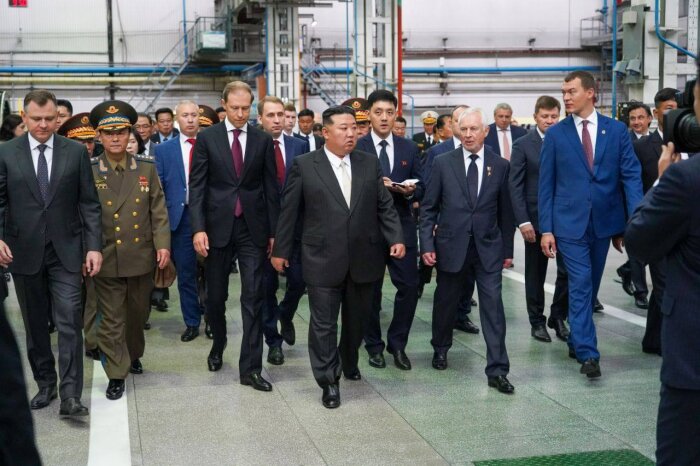 Михаил Дегтярев встретил в Комсомольске-на-Амуре лидера КНДР Ким Чен Ына