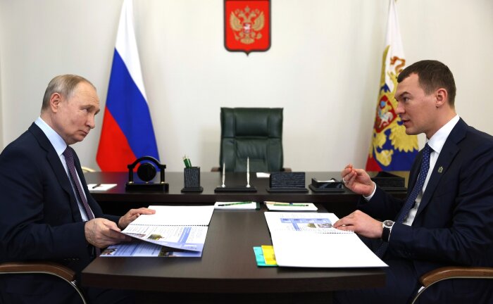 Губернатор Хабаровского края доложил президенту России о развитии региона