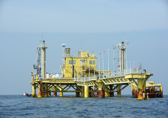 Пакет акций Shell в проекте «Сахалин-2» выкупит «Газпром»